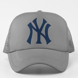 NEW York Yankees NY Logo Foam Trucker Mesh Snapback Hat GREY